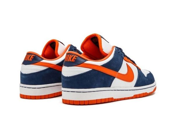 Nike SB Dunk Low "Broncos"