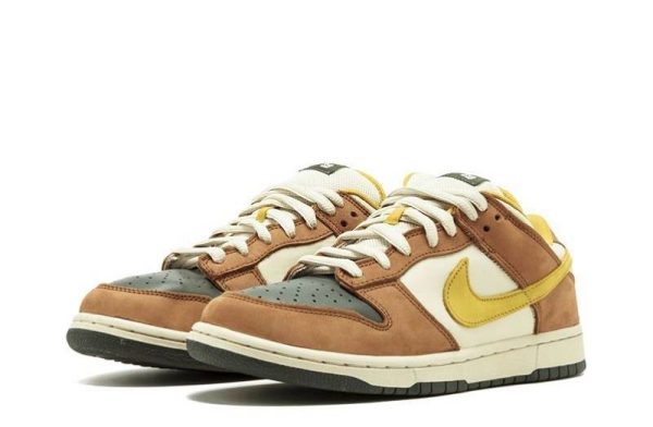 Dunk SB Low "Vapour Mineral Yellow"