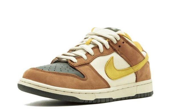 Dunk SB Low "Vapour Mineral Yellow"