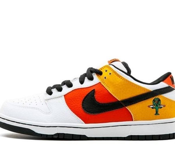 Dunk Low Pro SB "Raygun Home"