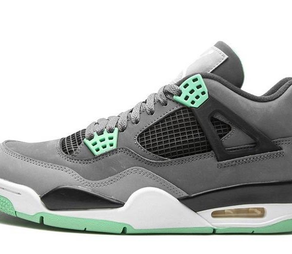 Jordan 4 “Green Glow”