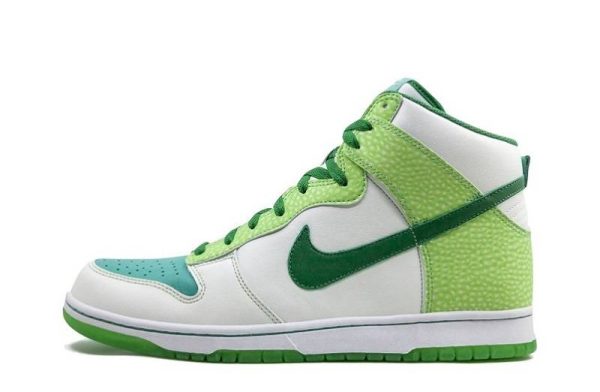 Dunks High “Glow-In-The-Dark”