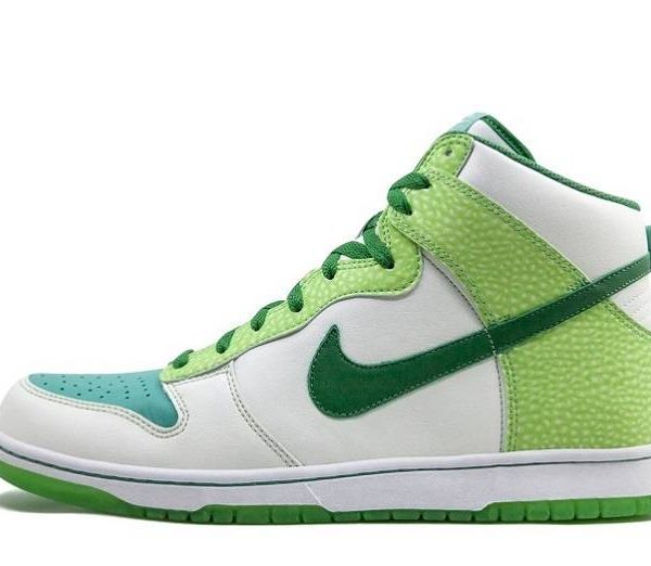 Dunks High “Glow-In-The-Dark”