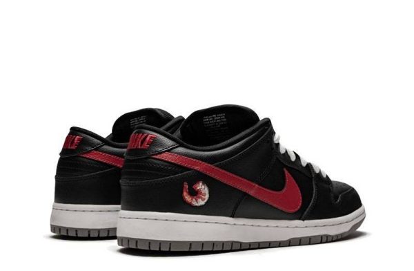 Nike Dunk SB Low "Shrimp"