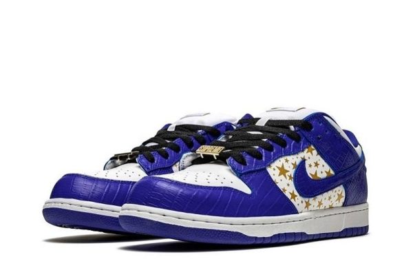 Nike SB Dunk Low Stars "Hyper Blue"