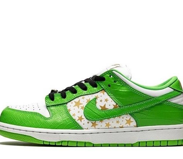 SB Dunk Low Stars "Mean Green"