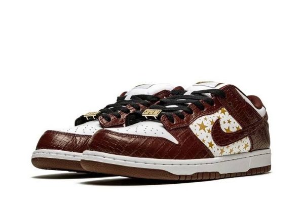 SB Dunk Low Stars "Barkroot Brown"