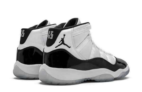 Jordan 11 “Concord”