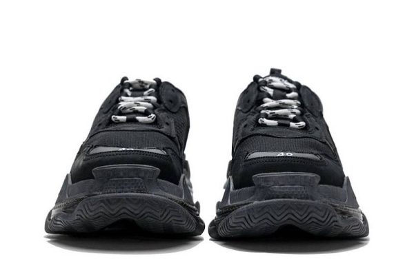 Balenciaga Triple S Clear Sole "Black"