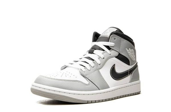 Jordan 1 "Light Smoke Grey" Mid