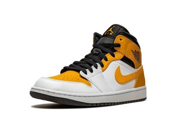 Jordan 1 “University Gold” Mid