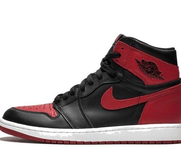 Air Jordan 1 Retro High OG "Banned/Bred"