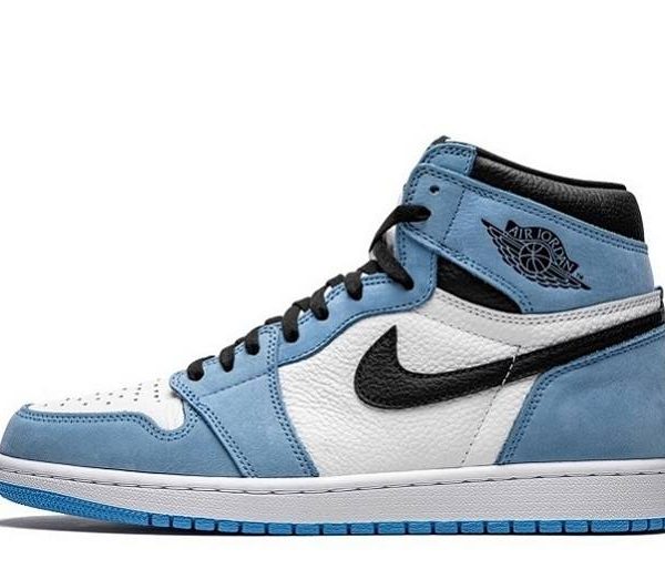 Air Jordan 1 High OG “University Blue”