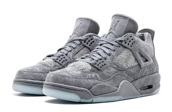 Air Jordan 4 Retro Kaws "Cool Grey"