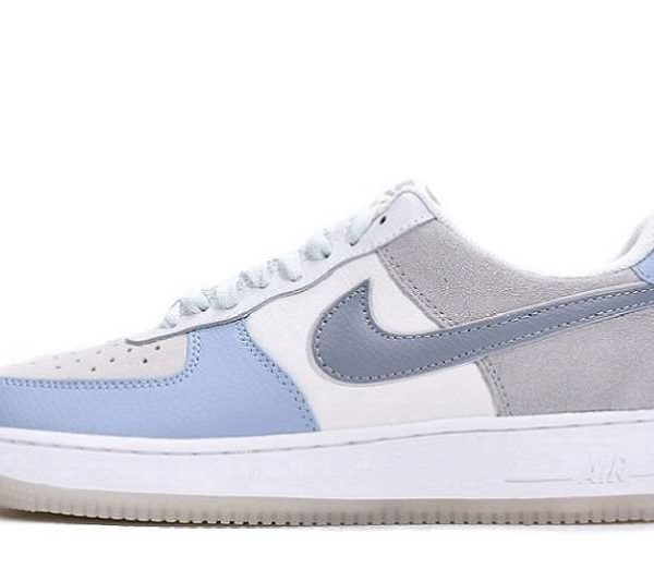 Nike Air Force 1 07 “Light Armoury Blue”