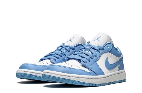 Air Jordan 1 Low "UNC" WMNS