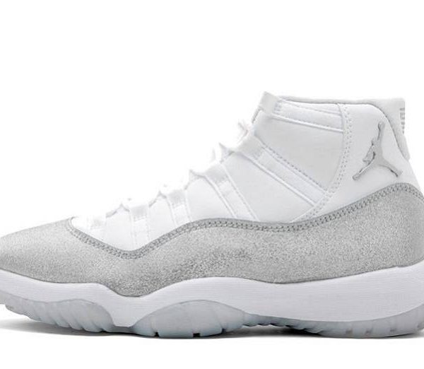 Jordan 11 WMNS “Metallic Silver”