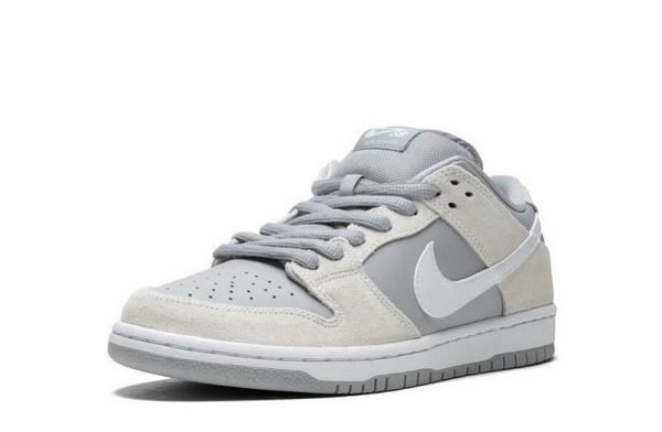 SB Dunk Low "Summit White"