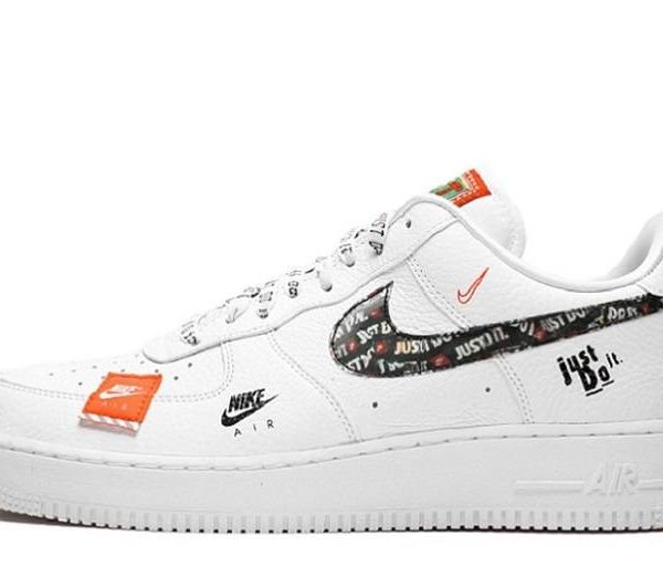 Nike Air Force 1 “Just Do It”