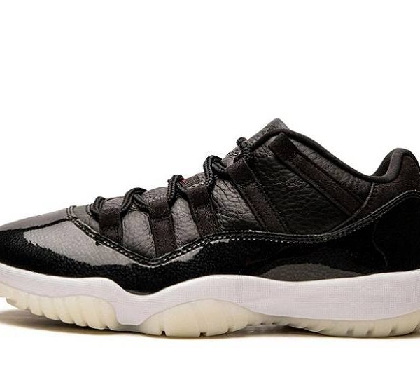 Jordan 11 Low "72-10"