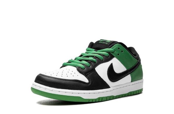 Nike SB Dunk Low “Classic Green”