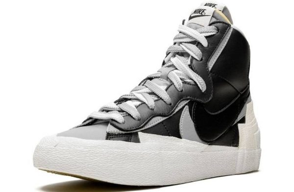 Sacai x Blazer Mid “Black/Wolf Grey”