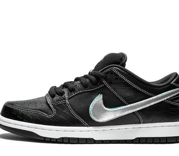 SB Dunk Low Pro OG QS “Black Diamond”