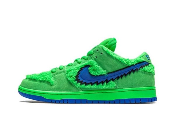 Grateful Dead x SB Dunk Low “Green Bear”