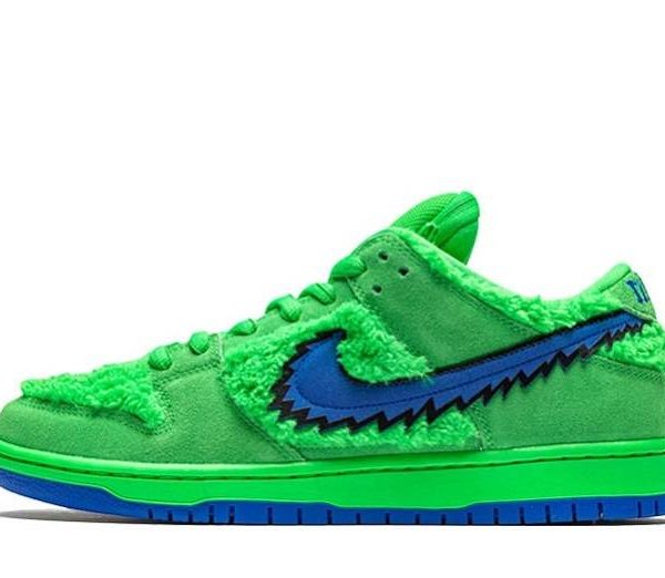 Grateful Dead x SB Dunk Low “Green Bear”