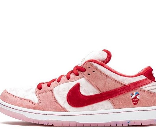 StrangeLove x Dunk Low SB “Valentine's Day”