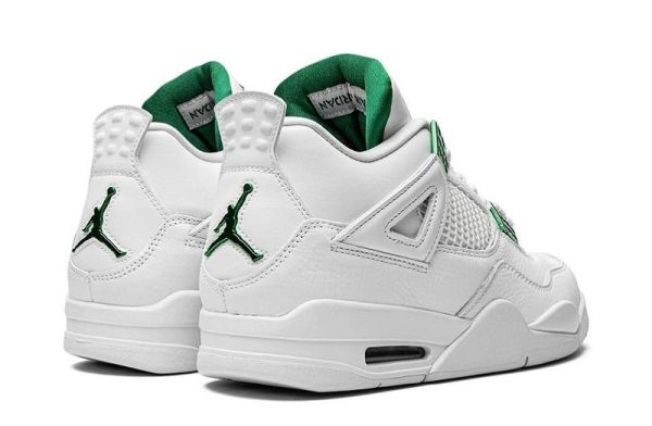 Air Jordan 4 Retro "Green Metallic"