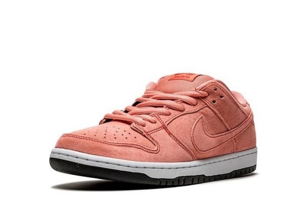 SB Dunks Low "Pink Pig"