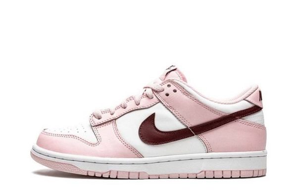 Nike Dunk Low “Valentine's Day”