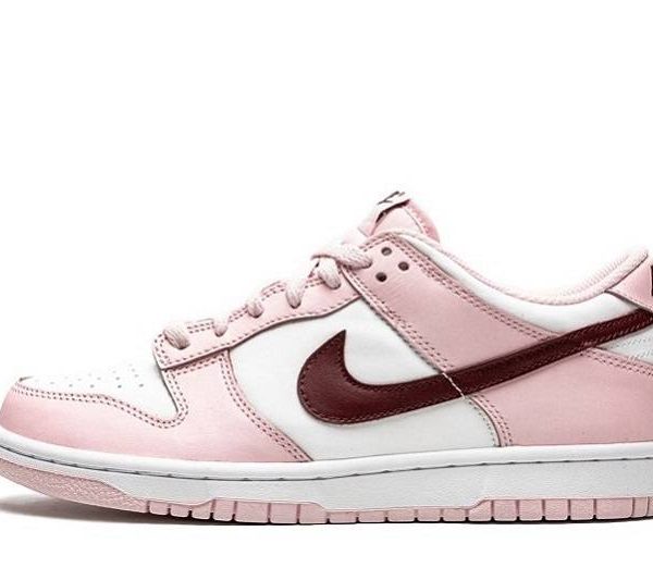 Nike Dunk Low “Valentine's Day”