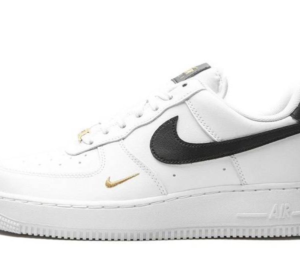 Nike Air Force 1 ’07 Essential “White Black”