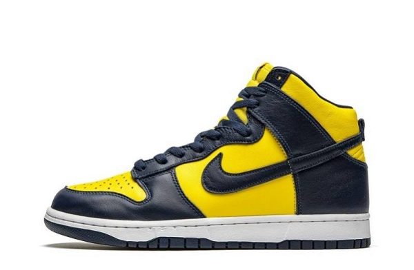 Dunks High SP "Michigan"