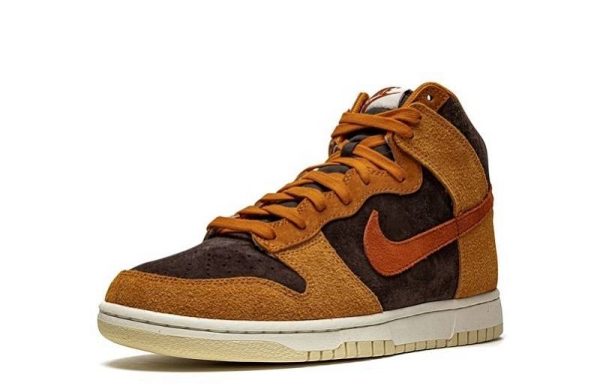 Dunk High “Dark Curry”