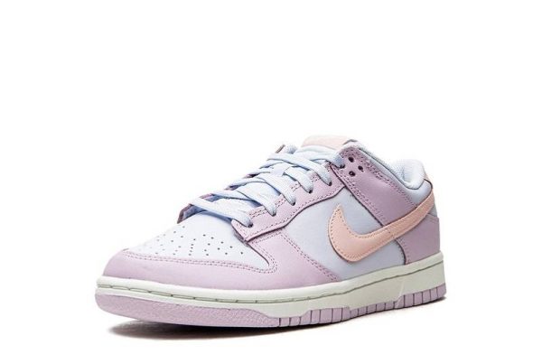 Nike Dunk Low “Easter”