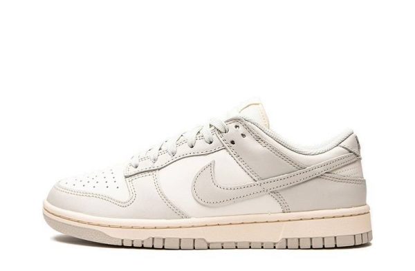 Nike Dunk Low “Light Bone”