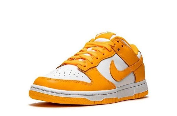 Dunk Low “Laser Orange”