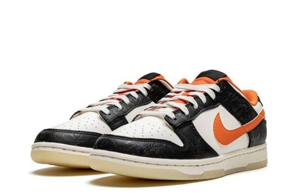 Dunk Low “Halloween”