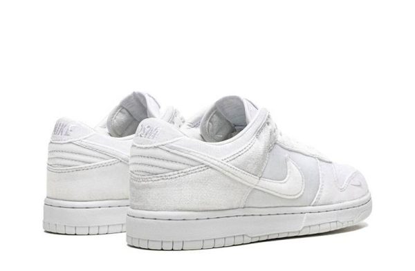 Dover Street Market x Nike Dunk Low “Tripl White”