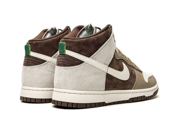 Dunk High “Light Chocolate”