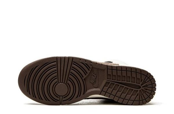 Dunk High “Light Chocolate”