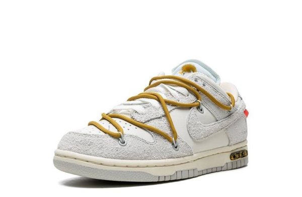 Off-White x Nike Dunk Low "Lot 37"