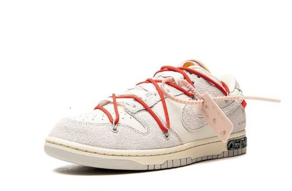 Off-White x Nike Dunk Low "Lot 33"