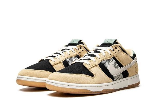 SB Dunk Low “Rooted in Peace”