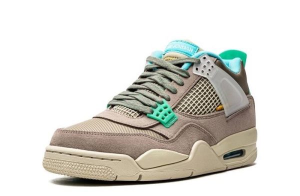 Union x Air Jordan 4 “Taupe Haze”