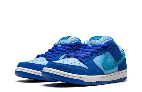 Dunk Lows “Blue Raspberry”