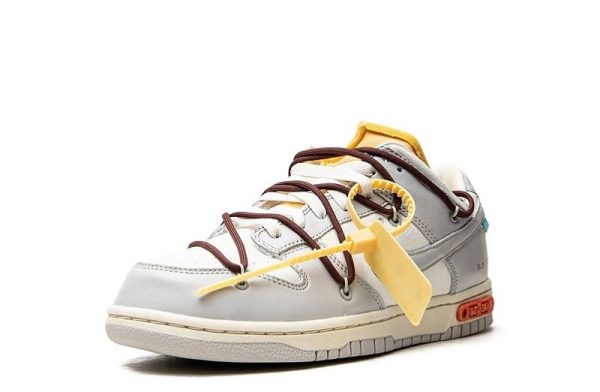 Off-White x Nike Dunk Low "Lot 46"